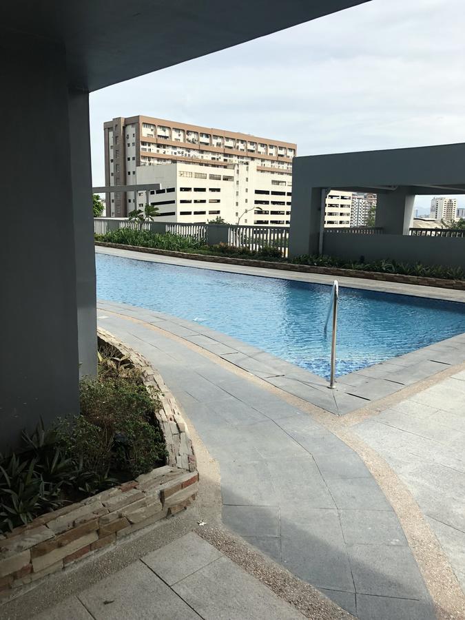 4q Tower D Manhanttan Heights Cubao Qc * Manila