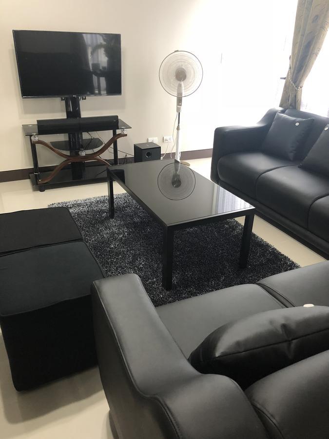 Apartment 4q Tower D Manhanttan Heights Cubao Qc Manila