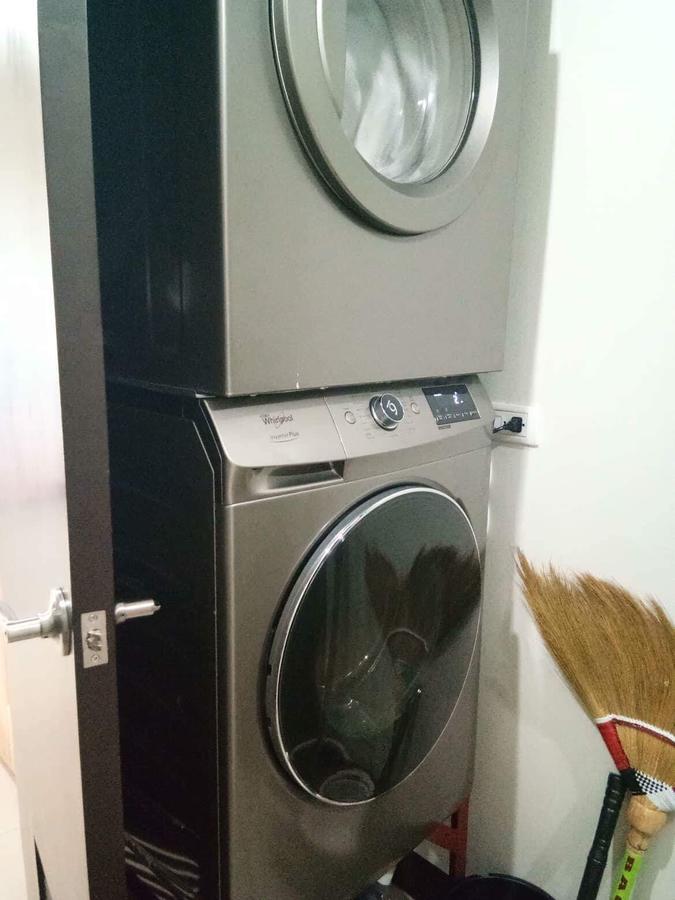 4q Tower D Manhanttan Heights Cubao Qc *