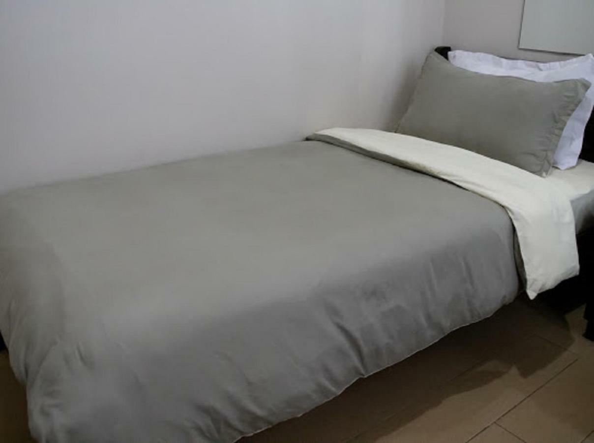 Apartment 4q Tower D Manhanttan Heights Cubao Qc *