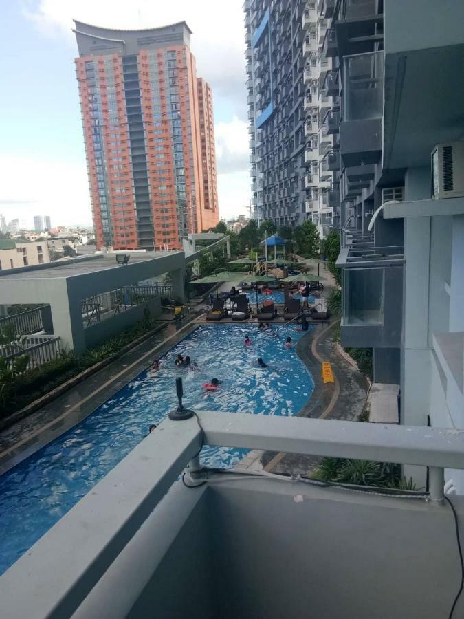 4q Tower D Manhanttan Heights Cubao Qc Apartment
